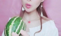 娱乐吃瓜酱笑场